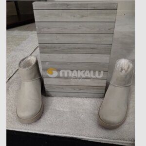 Makalu Womens 8.5 Zaira Boot Faux Fur Lined